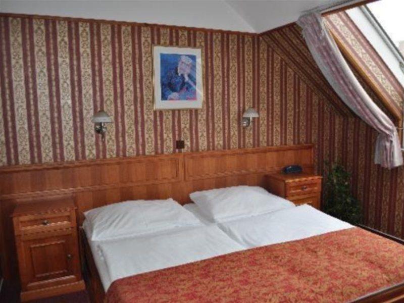 Old 3* Praga